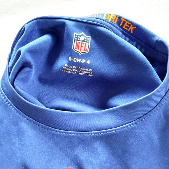 EUC Boy's NFL Giants L/S Dri Tek Tee Sz Sm - Picture 5 of 5